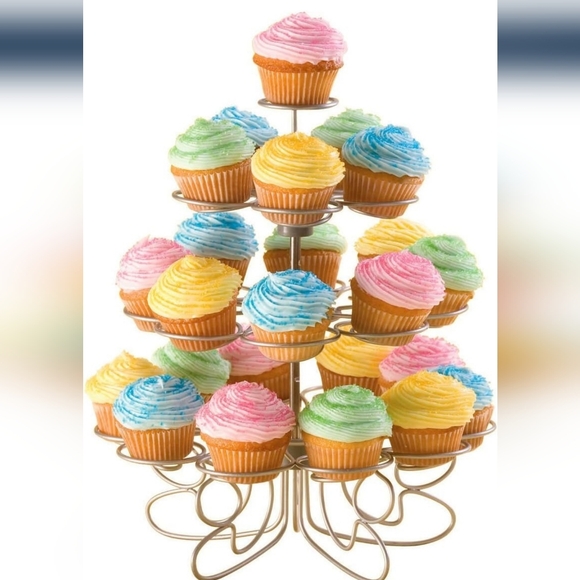 Wilton Cupcakes 'N More Mini Dessert Stand - Picture 10 of 11